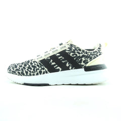 ADIDAS RACER TR21