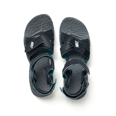 Nike Air Deschutz ACG 1993 Sandals Size 8