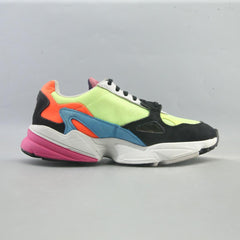 ADIDAS FALCON