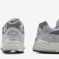 U992GY Grey | White