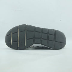ADIDAS SWIFT RUN X