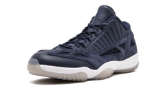 11 Retro Low IE "Obsidian" 919712 400