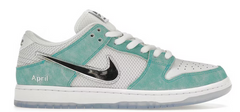 SB Dunk Low April Skateboards