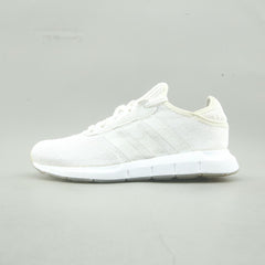 ADIDAS  SWIFT RUN X