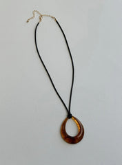 Shaylan Necklace Black