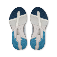 Cloudnova X Arctic Niagara (Women’s)
