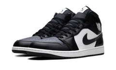 1 Mid "Off Noir Toe" DQ8426 010