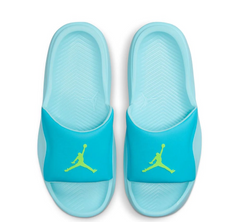 Franchise Slide
Chlorine Blue Copa Electric Green