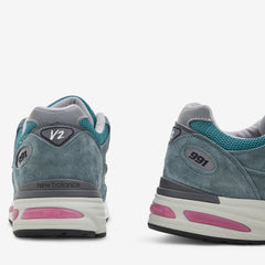 U991TT2 Porcelain Green | Trooper | Silver