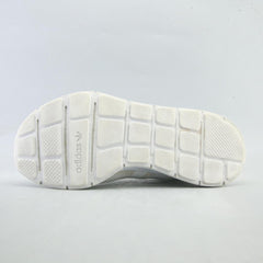ADIDAS  SWIFT RUN X
