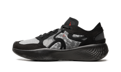 Delta 3 Low "Black Anthracite" DN2647 060