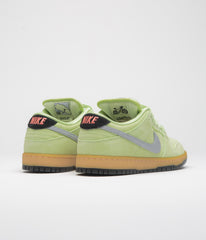 Nike SB Dunk Low Pro Premium 'Verdugo Mountain' Shoes - Pistachio Frost / Wolf Grey - Black